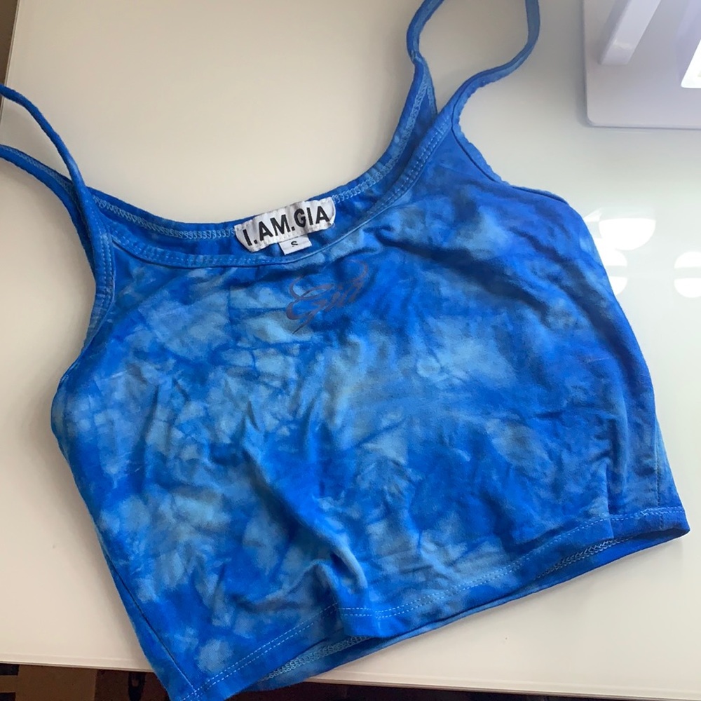 Iamgia tank